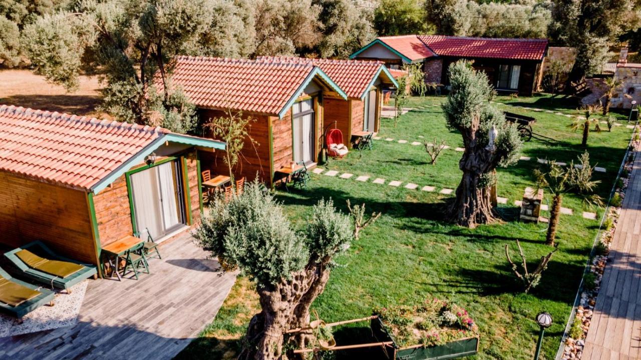 Bed and Breakfast Serender Bungalov Foça Exterior foto