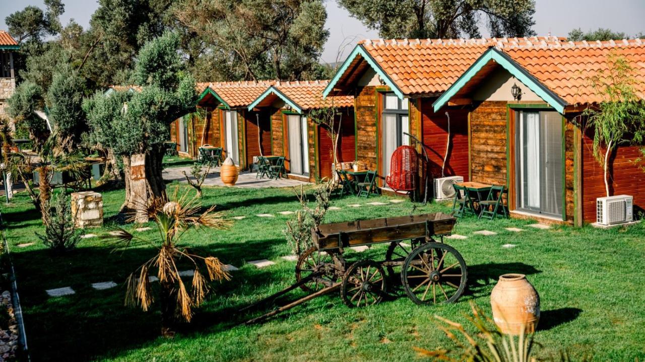 Bed and Breakfast Serender Bungalov Foça Exterior foto
